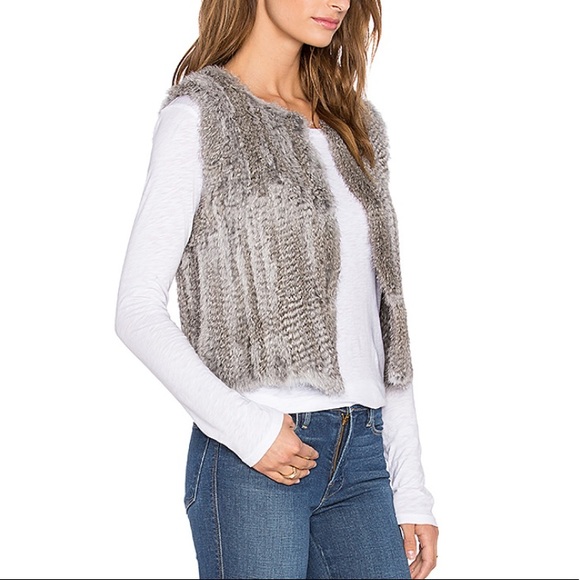 💕NWT 525 America Luxe fur vest💕 - Picture 2 of 7